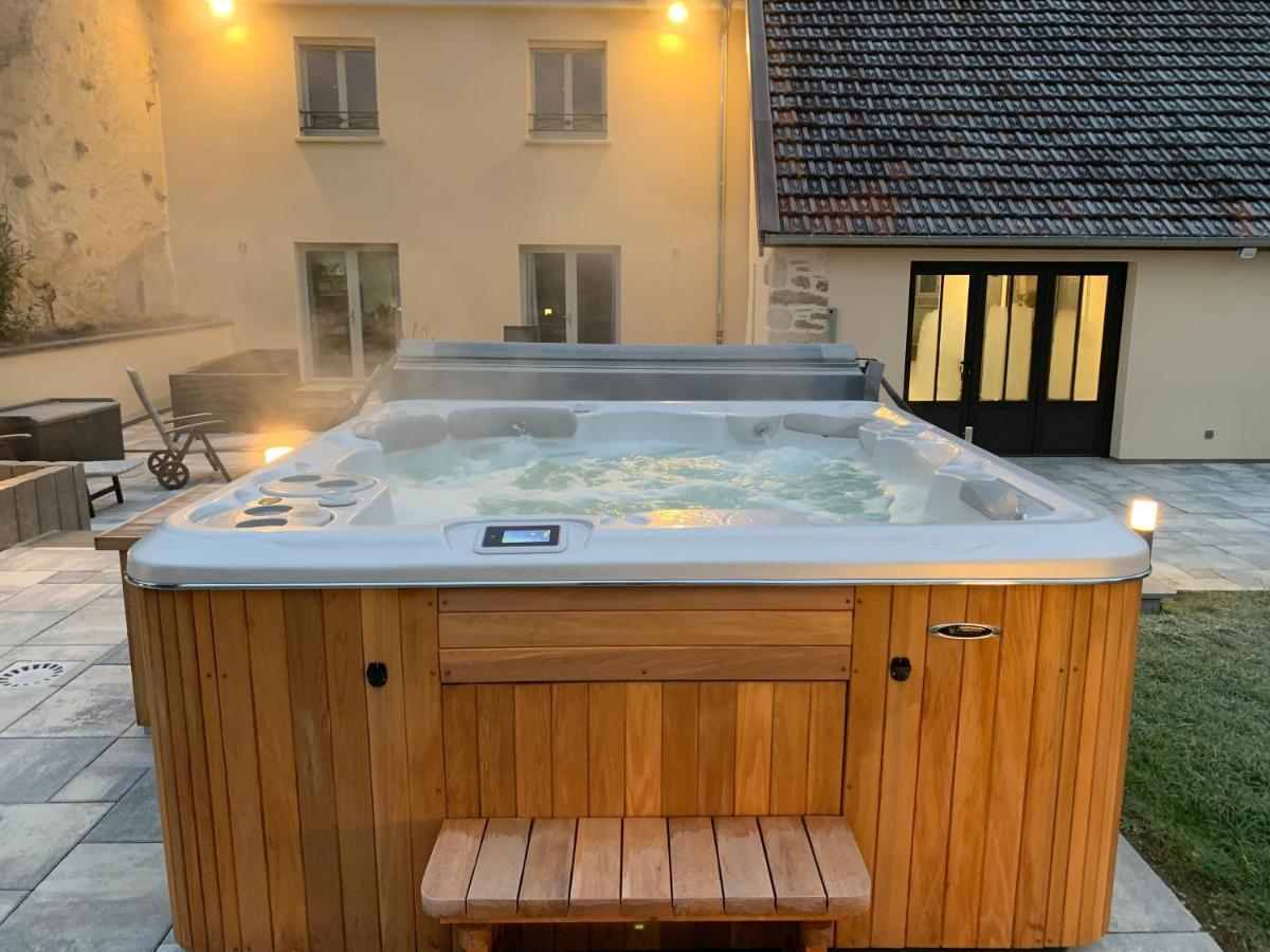 Chez La Rose Luxueuse Cottage Avec Jacuzzi Rouvres-la-Chetive Екстер'єр фото