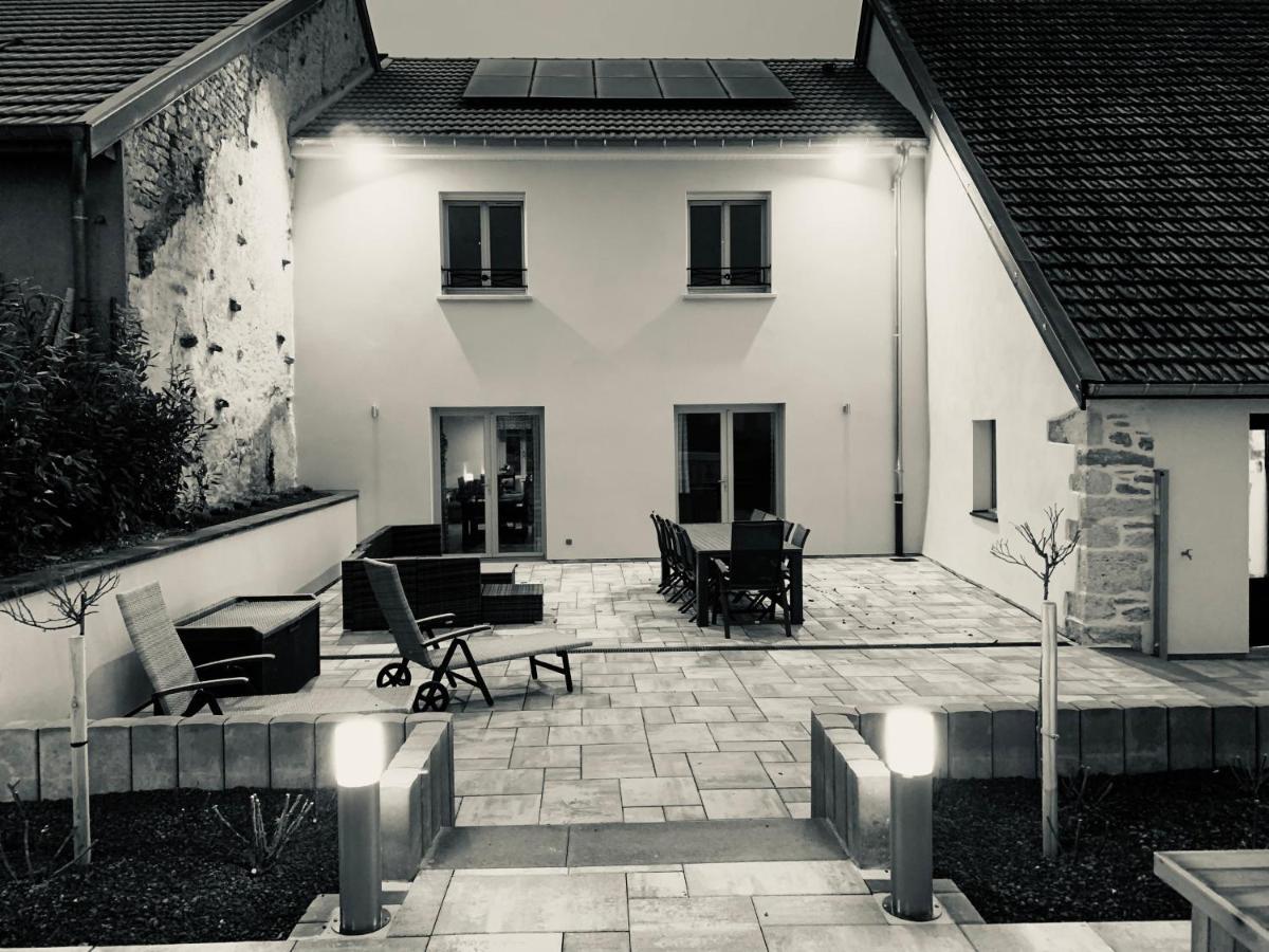 Chez La Rose Luxueuse Cottage Avec Jacuzzi Rouvres-la-Chetive Екстер'єр фото